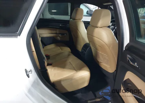 2014 Cadillac Srx Performance Collection z USA, uszkodzony, nr VIN 3GYFNFE3XES652815